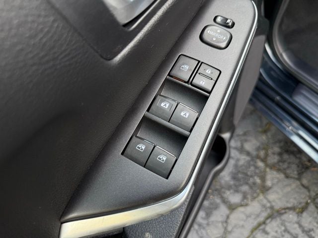 2015 Toyota Camry Hybrid SE