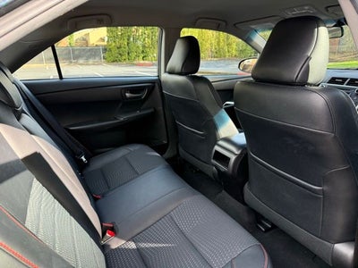 2015 Toyota Camry Hybrid SE