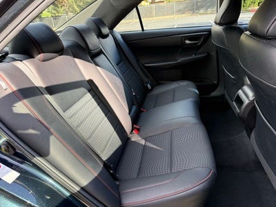 2015 Toyota Camry Hybrid SE