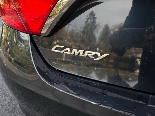 2015 Toyota Camry Hybrid SE