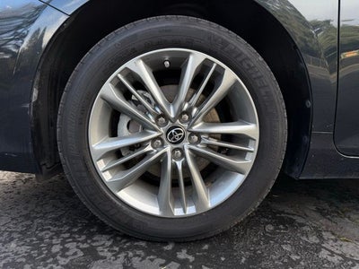 2015 Toyota Camry Hybrid SE