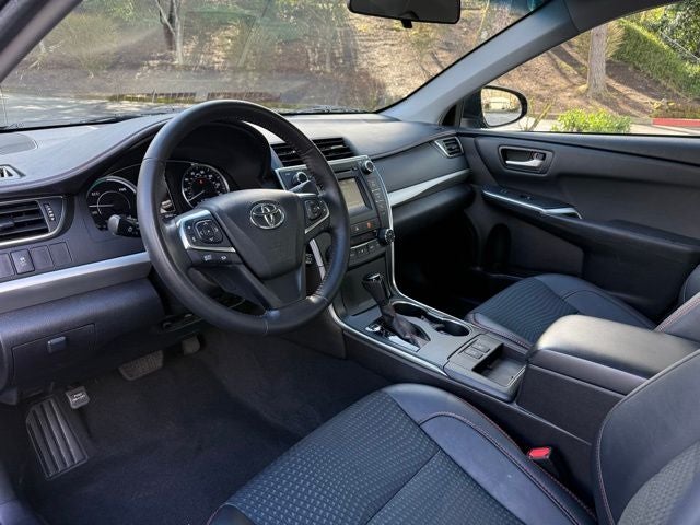 2015 Toyota Camry Hybrid SE