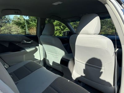 2014 Toyota Camry Hybrid LE