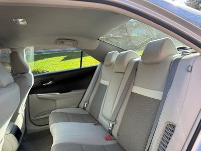 2014 Toyota Camry Hybrid LE