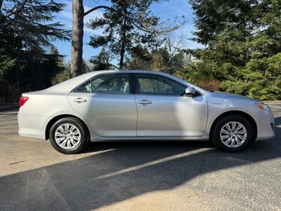 2014 Toyota Camry Hybrid LE