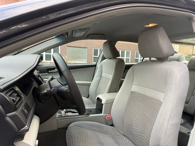 2012 Toyota Camry Hybrid XLE