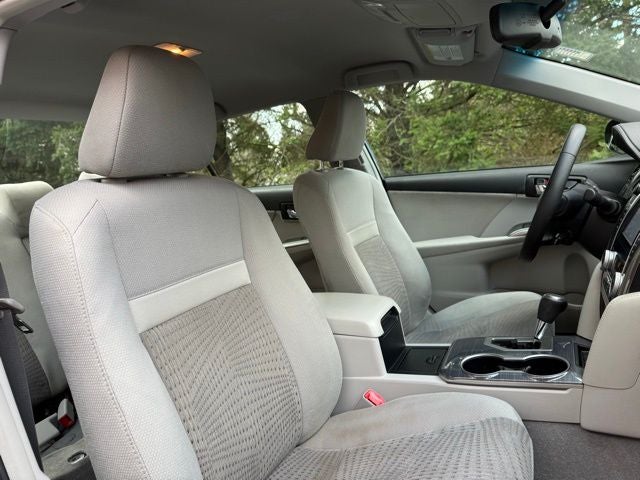 2012 Toyota Camry Hybrid XLE