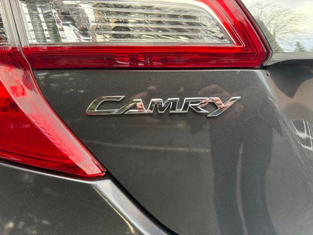 2012 Toyota Camry Hybrid XLE