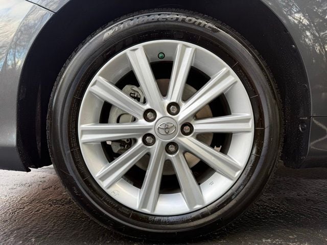 2012 Toyota Camry Hybrid XLE