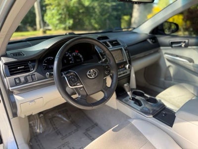 2012 Toyota Camry Hybrid XLE