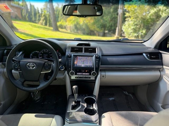 2012 Toyota Camry Hybrid XLE