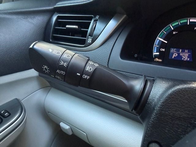 2012 Toyota Camry Hybrid XLE