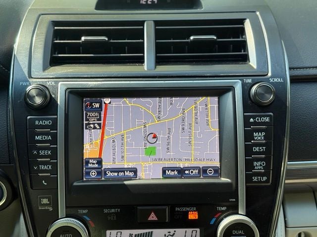 2012 Toyota Camry Hybrid XLE