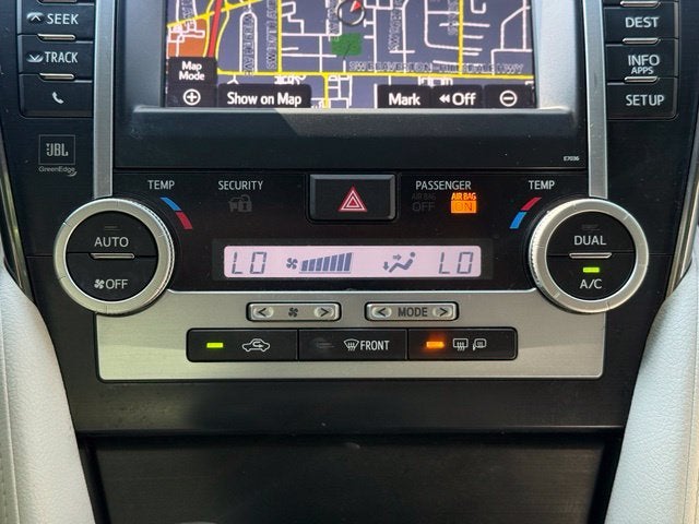 2012 Toyota Camry Hybrid XLE
