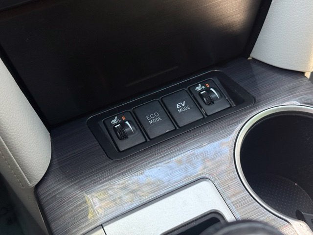 2012 Toyota Camry Hybrid XLE