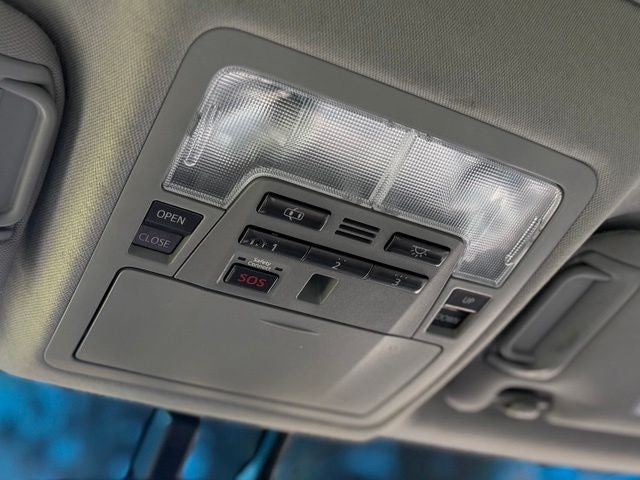 2012 Toyota Camry Hybrid XLE