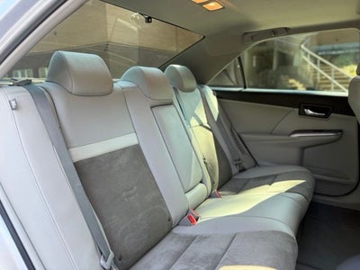 2012 Toyota Camry Hybrid XLE