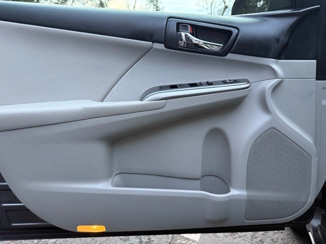 2012 Toyota Camry Hybrid XLE