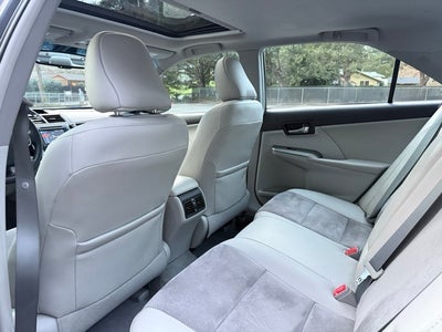 2012 Toyota Camry Hybrid XLE