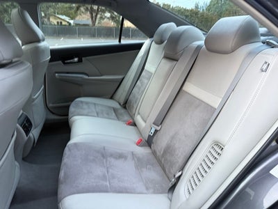 2012 Toyota Camry Hybrid XLE