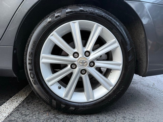 2012 Toyota Camry Hybrid XLE