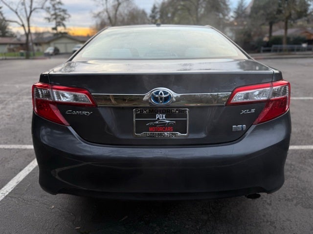 2012 Toyota Camry Hybrid XLE
