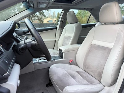 2012 Toyota Camry Hybrid XLE