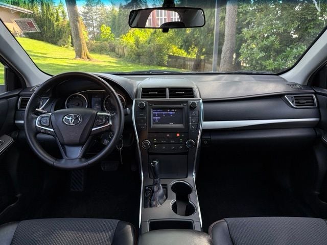 2016 Toyota Camry SE