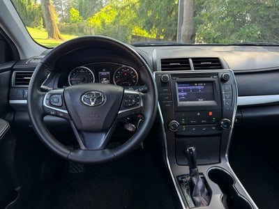 2016 Toyota Camry SE