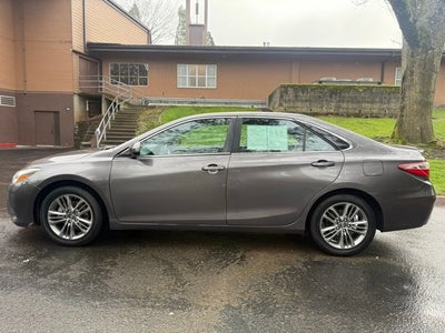 2017 Toyota Camry SE