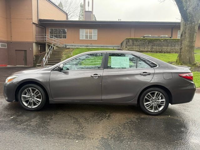 2017 Toyota Camry SE
