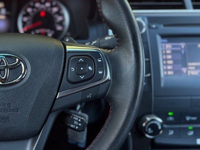 2017 Toyota Camry SE