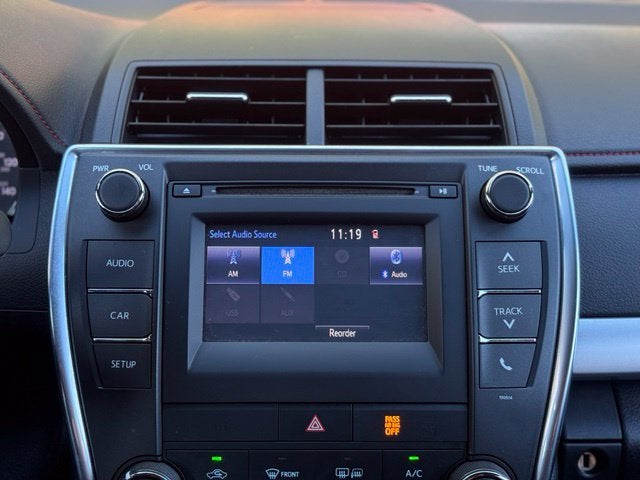 2017 Toyota Camry SE