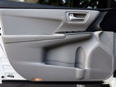 2016 Toyota Camry SE