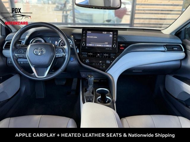2022 Toyota Camry Hybrid XLE