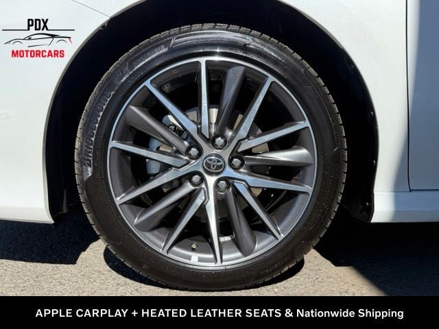 2022 Toyota Camry Hybrid XLE
