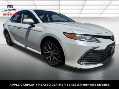 2022 Toyota Camry Hybrid XLE