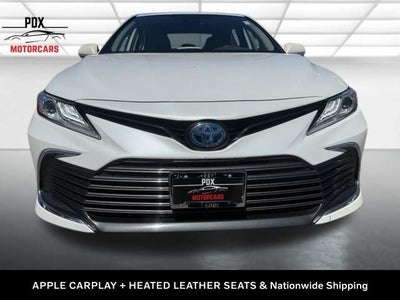 2022 Toyota Camry Hybrid XLE