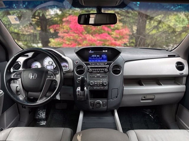 2015 Honda Pilot EX-L w/Rear Entertainment System