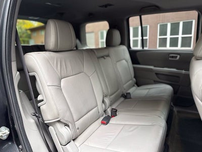 2015 Honda Pilot EX-L w/Rear Entertainment System