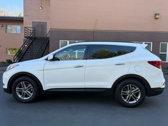 2017 Hyundai Santa Fe Sport 2.4 Base