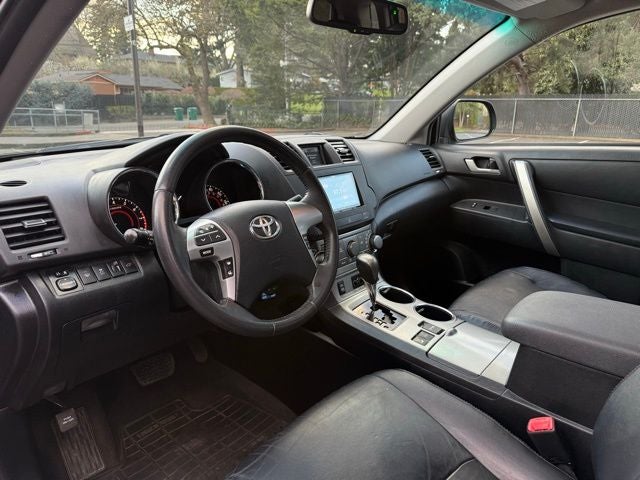 2012 Toyota Highlander SE