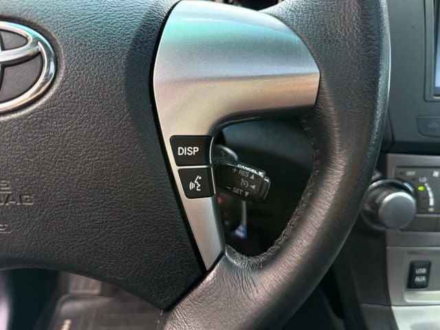 2012 Toyota Highlander SE