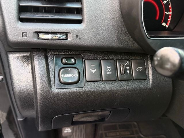 2012 Toyota Highlander SE