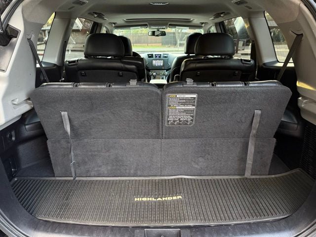 2012 Toyota Highlander SE