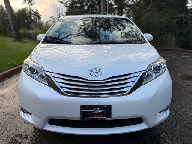2014 Toyota Sienna Limited 7 Passenger