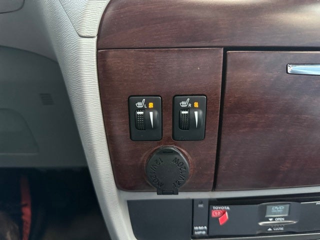 2014 Toyota Sienna Limited 7 Passenger