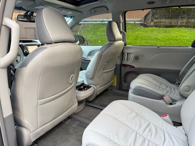 2014 Toyota Sienna Limited 7 Passenger