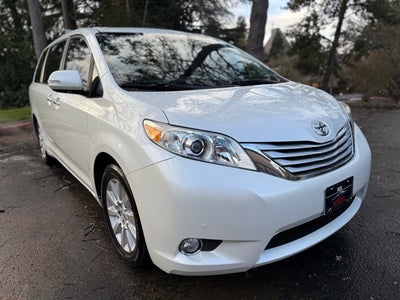 2014 Toyota Sienna Limited 7 Passenger