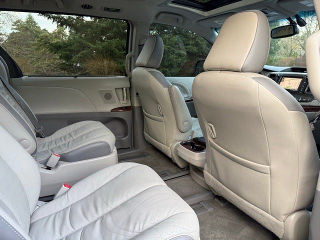 2014 Toyota Sienna Limited 7 Passenger